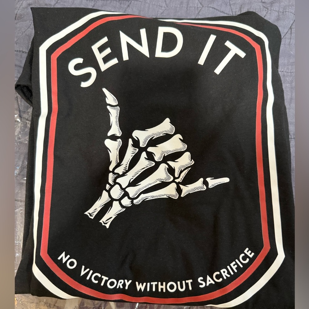 Black 'Send It' Graphic T-Shirt